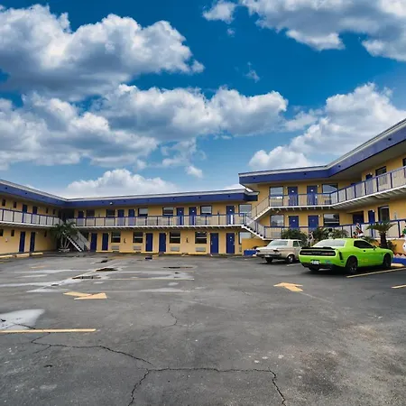 Sandals Inn-2